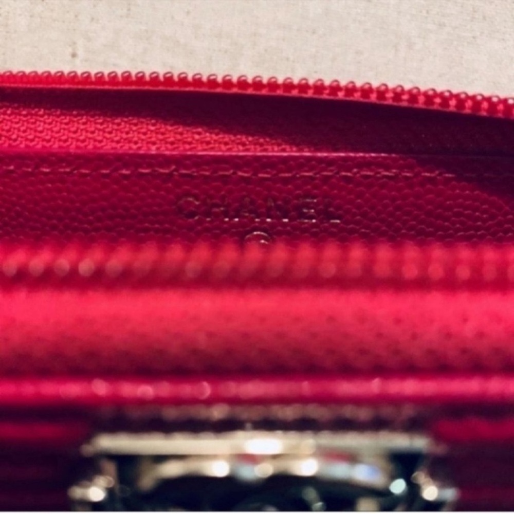 CHANEL | Wallet | Caviar Quilted Small | Dark Pink - Picture 10 of 13